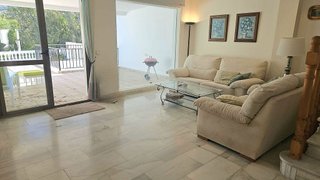 Casa adosada en venta en Torrequebrada en Benalmádena