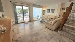 Casa adosada en venta en Torrequebrada en Benalmádena