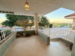 Casa adosada en venta en Formentera del Segura