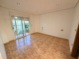 Casa adosada en venta en Formentera del Segura