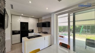 Casa adosada en venta en Lebrija
