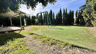 Casa adosada en venta en Lebrija