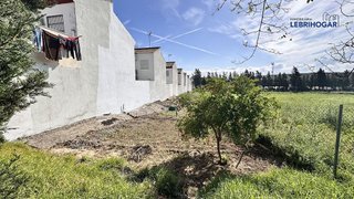 Casa adosada en venta en Lebrija