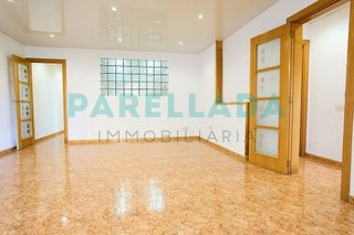 Piso en venta en Casagemes - Canyadó en Badalona