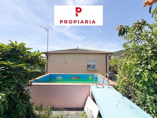 Chalet en venta en Sant Vicenç dels Horts
