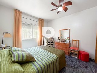 Chalet en venta en Sant Vicenç dels Horts