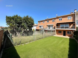 Casa adosada en venta en Taradell