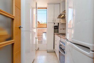 Piso en venta en Zubia (La)