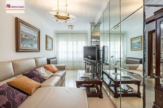 Piso en venta en San Francisco Javier en Granada