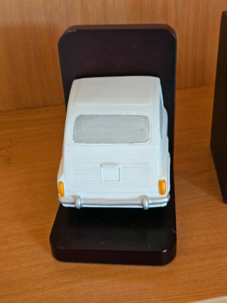 Apoya libros Seat 600 vintage