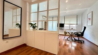 Piso en venta en Los Remedios en Sevilla