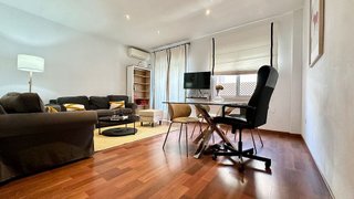 Piso en venta en Los Remedios en Sevilla