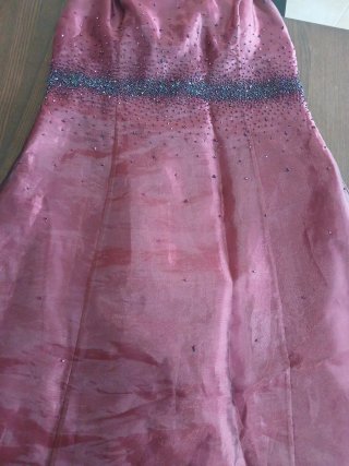 Vestido de fiesta con pedrería
