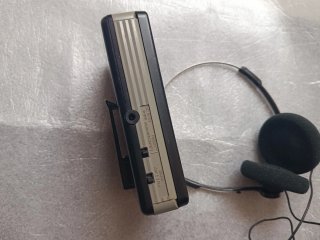 Sony Walkman FM/AM Radio Cassette