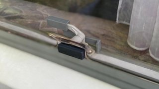 Bloqueo ventana autocaravana resistente seguridad