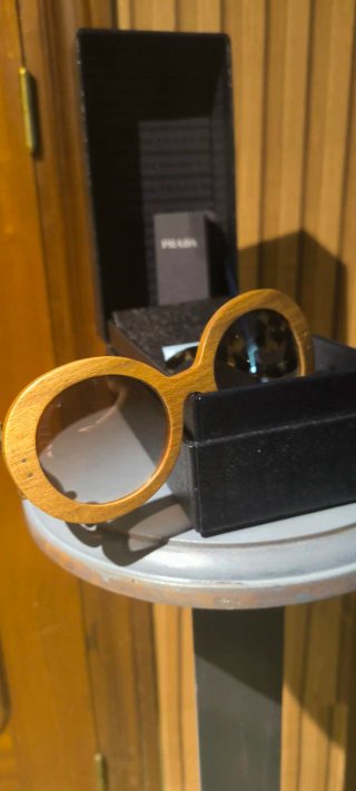Gafas Prada Barroque de mujer en madera nogal
