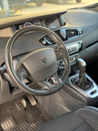 Renault Scenic 2015