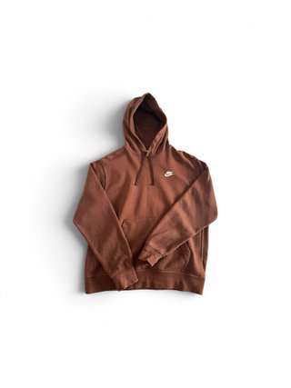 Sudadera Nike básica Marrón