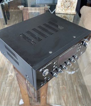 Amplificador Karaoke Skytronic AV-120FM