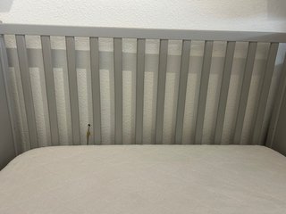 Cuna IKEA Sundvik Gris