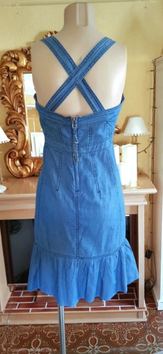 Vestido vaquero HELLO KISS con volantes