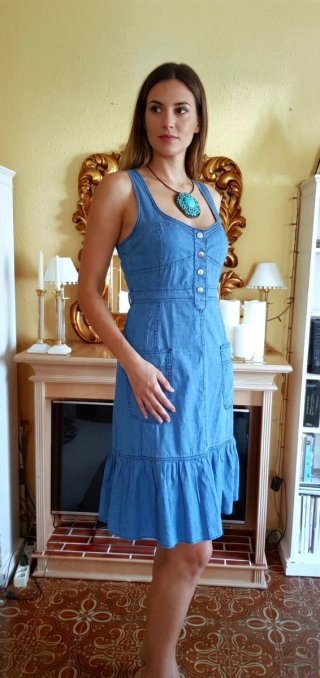 Vestido vaquero HELLO KISS con volantes