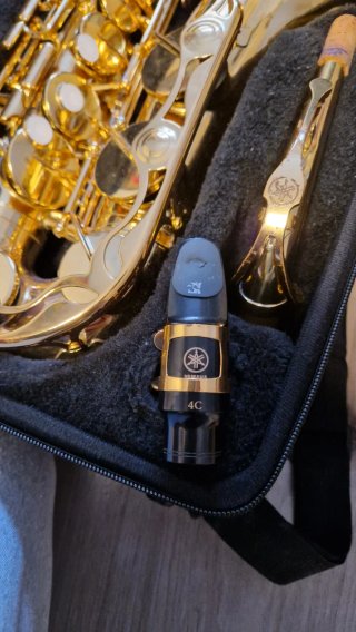 Saxo Alto Yamaha Yas-280