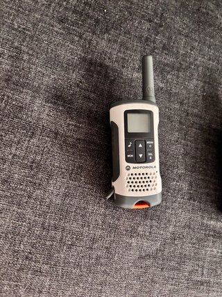 2 Walkie Talkies Motorola