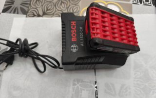 Batería y Cargador Bosch 18V 2.0Ah Li-ion