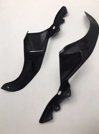 TAPAS LATERALES SUPERIORES EN CARBONO BMW K1300S