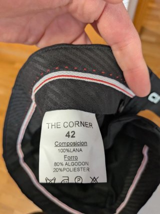 Traje negro hombre