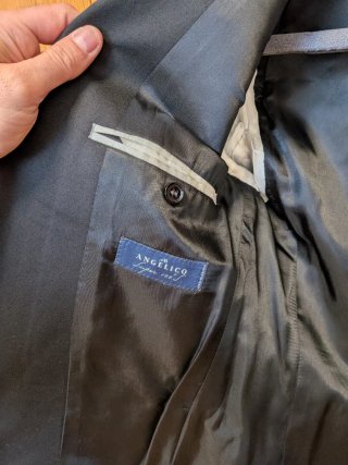 Traje negro hombre