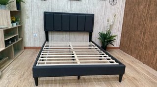 CHOLLO!! Nueva cama con cabecero!!