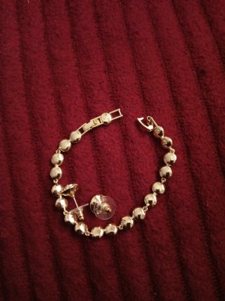 Conjunto Pulsera y Pendientes Swarovski