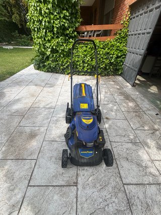 Cortacésped Goodyear 161cc