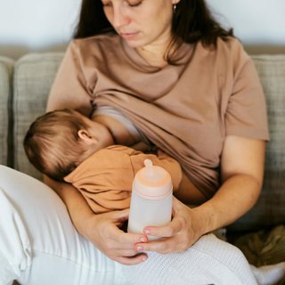 Suavinex biberón anticólicos tetina flujo lento