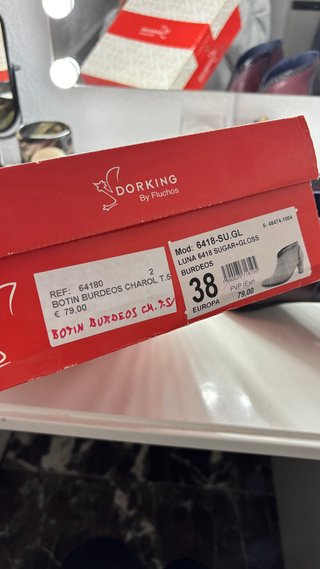Botines de piel granates