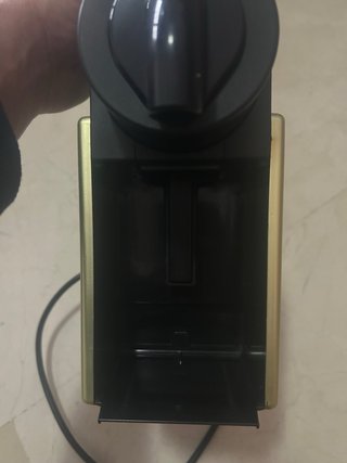 Cafetera Nespresso DeLonghi Pixie Lima