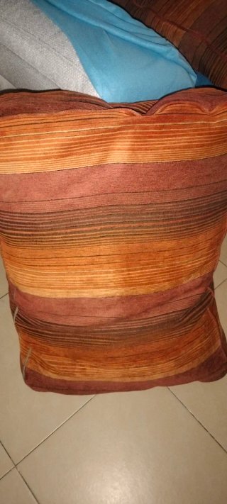 Cojines de sofá color terracota