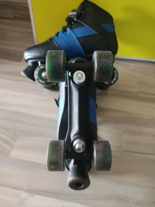 Patines FEDERAL en paralelo negros y azules
