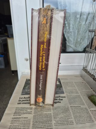 3 libros Biblioteca Premios Novel