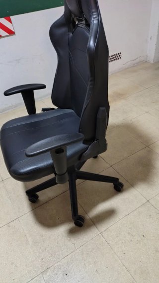 Silla de escritorio negra