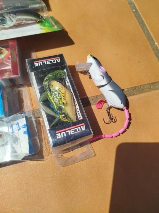 Lotes 20 señuelos de pesca variados