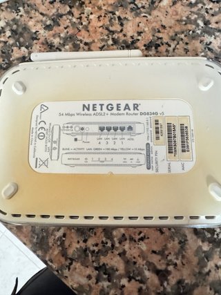 Router Modem Netgear Wireless-G 54 ADSL2+