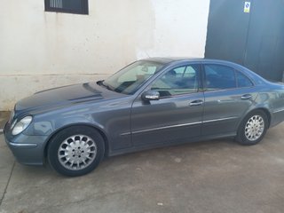 Mercedes-Benz Clase E 2006