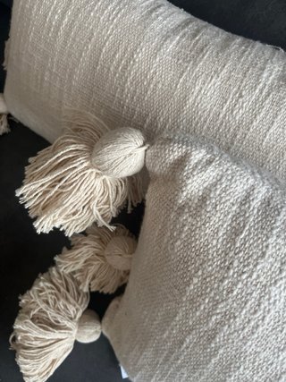 2 Cojines Beige nuevos 45x25