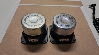 Altavoces Eastech 8 Ohm 25W