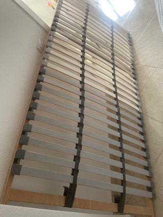 Somier Ikea Madera y Plástico