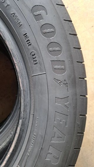 Neumáticos 215 60 16 95V