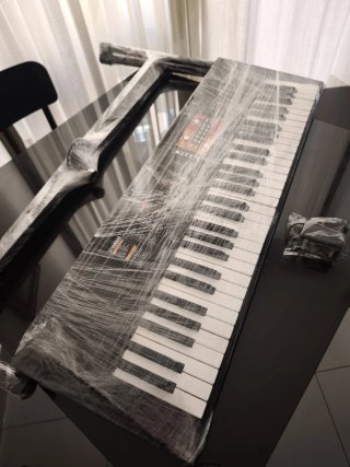 Teclado Yamaha PSR-F51 + Soporte + adaptador